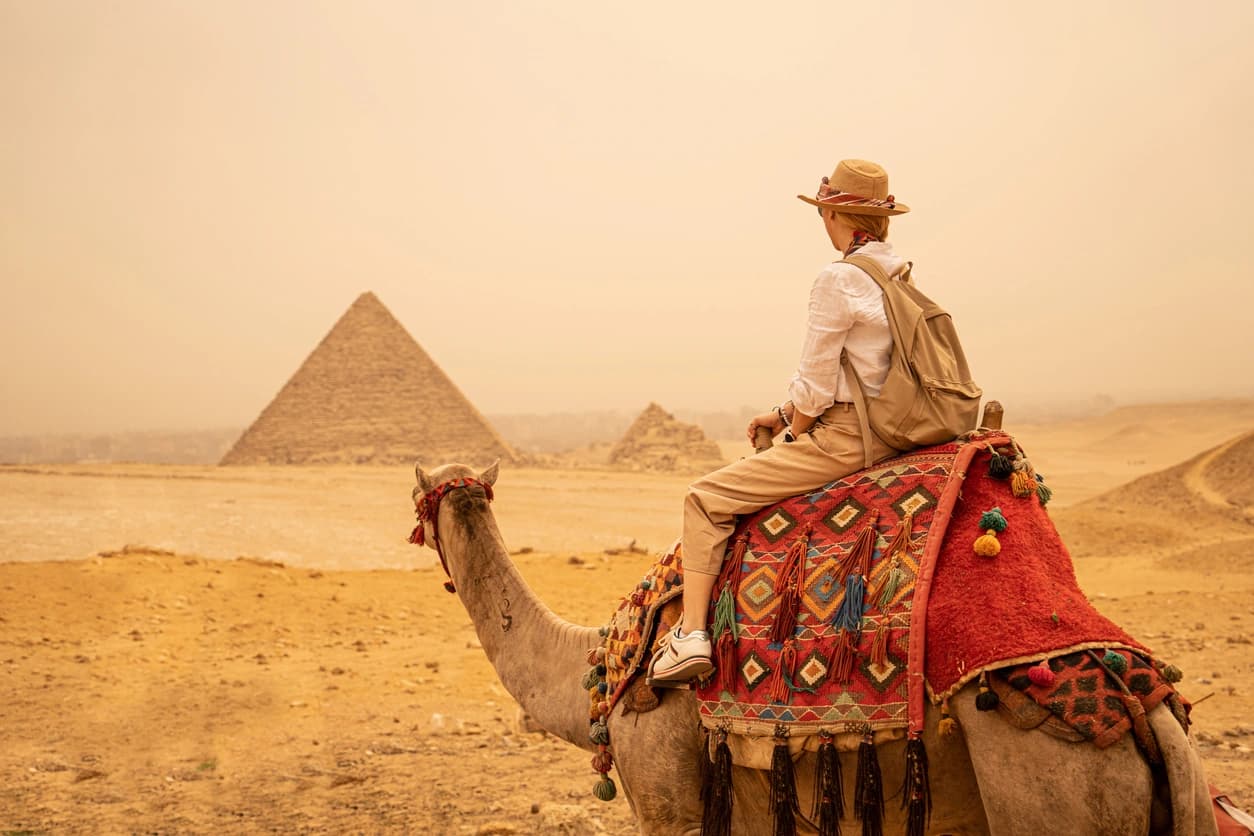 Hidden Gems of the Giza Pyramids Hidden Gems of the Giza Pyramids